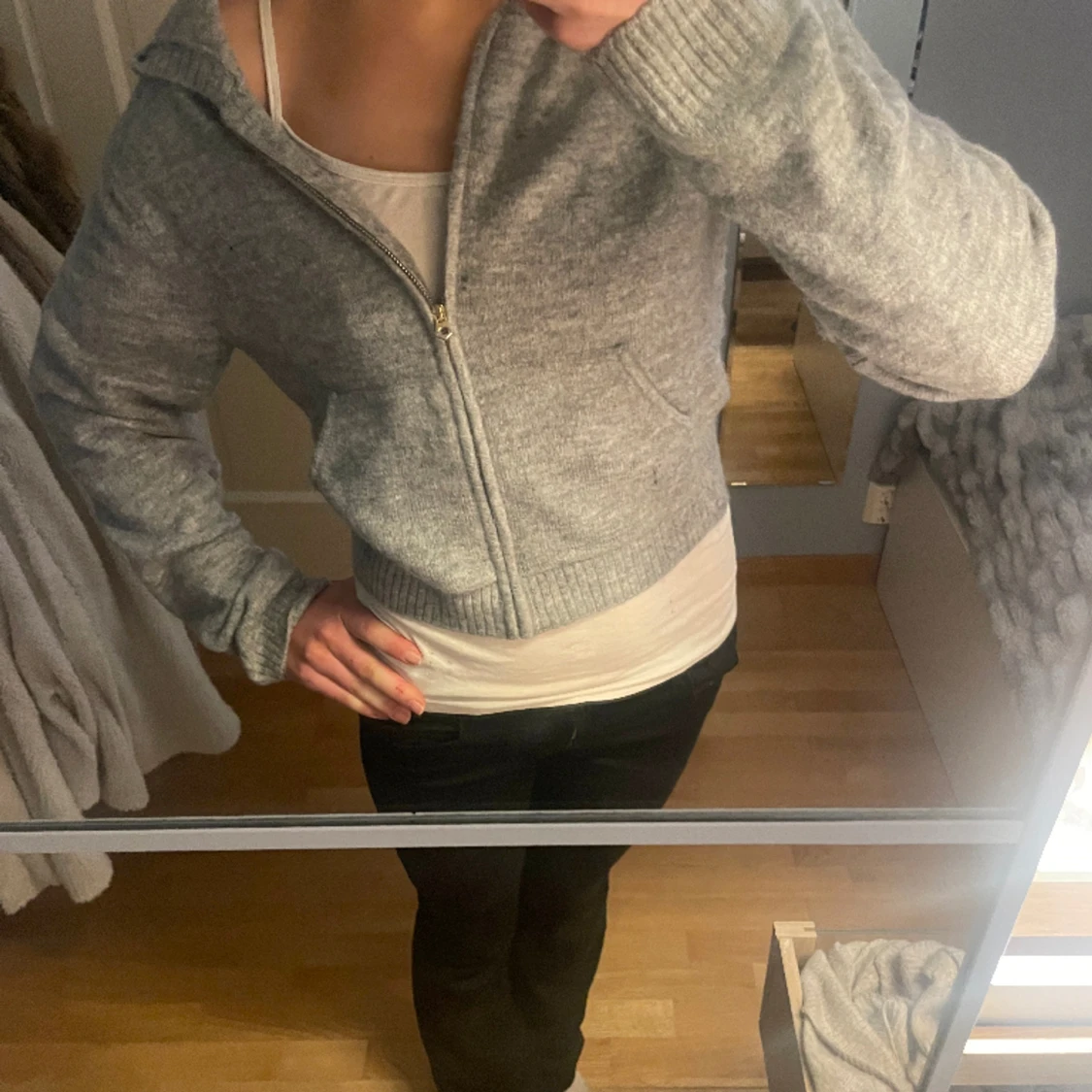 Stickad grå kofta - 90