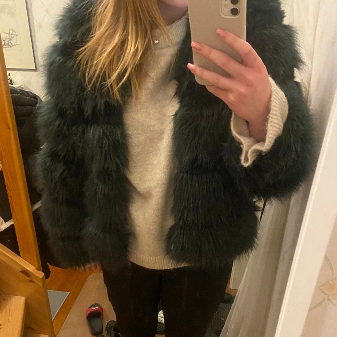 Grön päls jacka