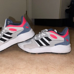 Adidasskor  - Köpta. Aldrig använda 