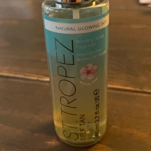 Brun utan sol NY  st tropez  - Pris. Affären 349kr  Helt ny! 