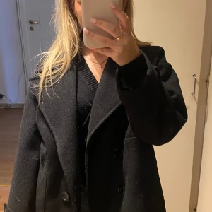 Design by Si jacka  - XS/S , Använt ett fåtal gånger.  Urprunlig pris 757 kr  Inga fläckar eller söndrig 💗🧚🏽