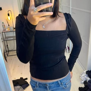 Långärmad tröja - Hör av dig vid fler frågor❤️