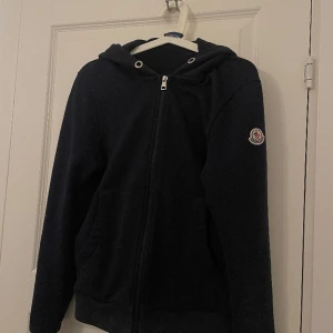 Moncler kofta - Storlek s 