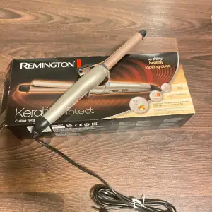 Remington keratin protect 19 mm. Helt ny och helt oanvänd. Säljer då jag fick två i present.💕