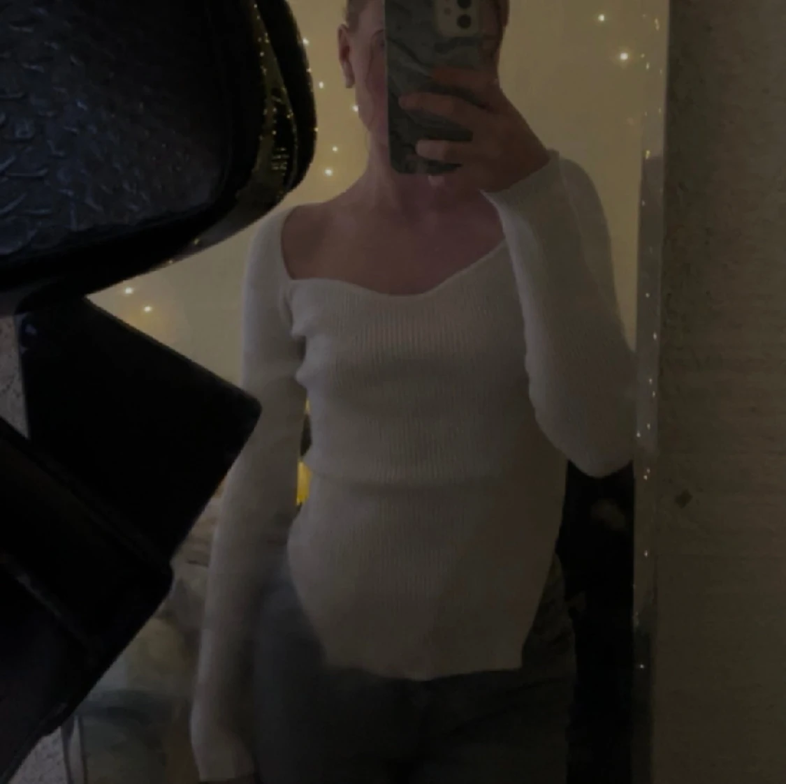 vit tröja med slits 🤍