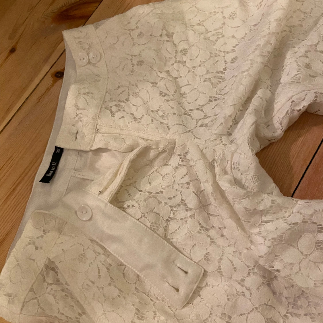 Vita midwaist spetsvyxor - 90