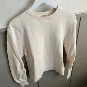 Säljer denna tröja från wera då jag inte har någon användning av den