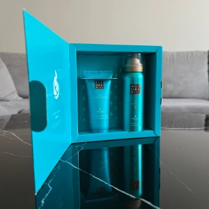 Rituals The overnight duo - The ritual of karma set med 1 overnight body mask 40 ml och 1 foaming shower gel 50 ml, såklart orörda