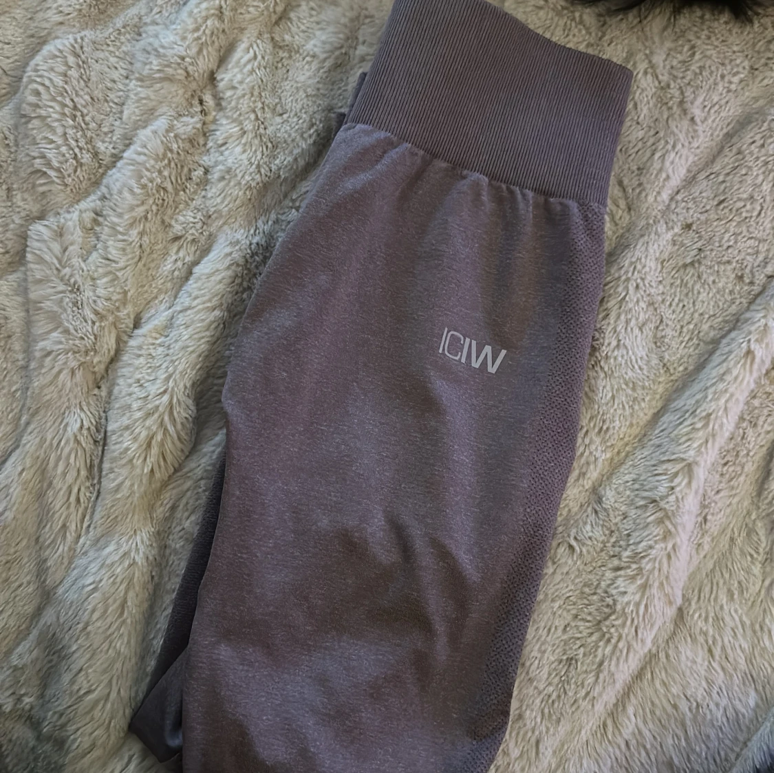 Tränings tights rån ICIW 