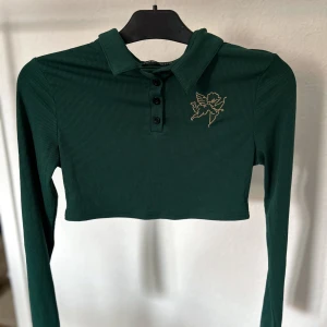 Snygg grön crop top - Aldrig använd 