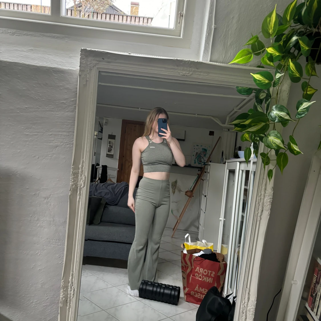 Stronger signature crop top - 91