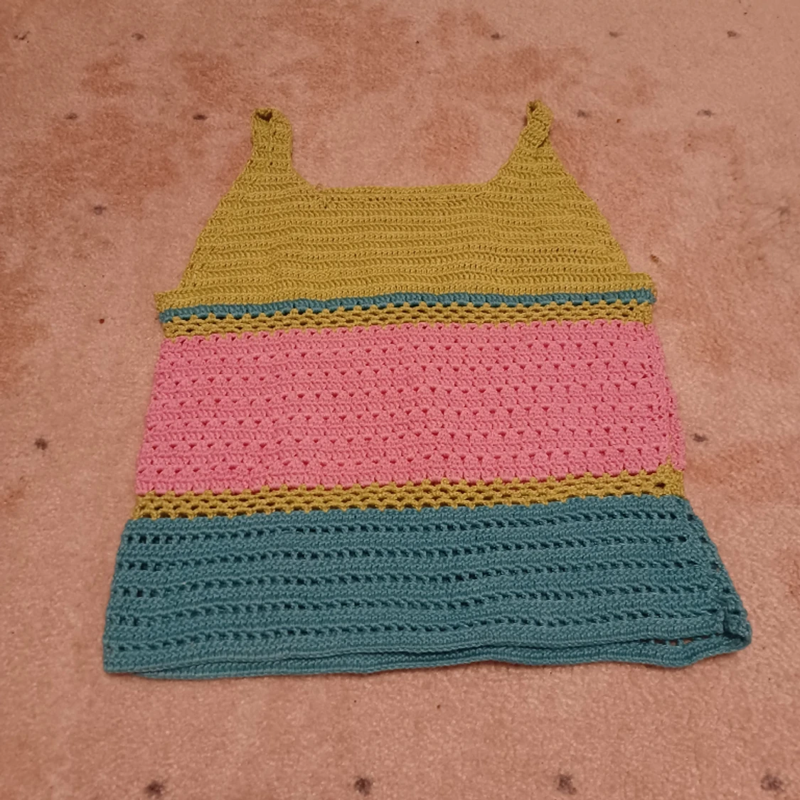 Supergulligt unikt stickat linne