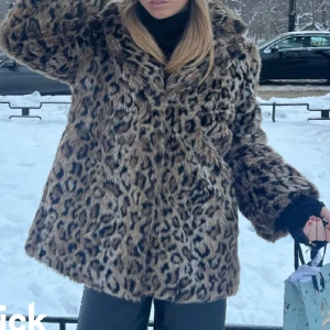 Jacka - Säljer den här super fina jacka💕