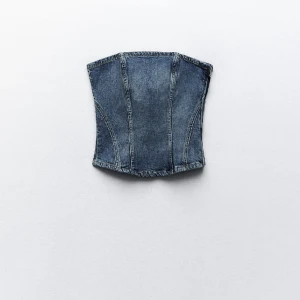 Jeans top  - säljer denna superfina jeanstopp som bara är använd en gång💙💙