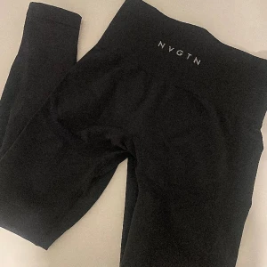 NVGTN tights - Helt nya, oanvända nvgtn tights i storlek XS. Modell ”black performance seamless leggings”. 