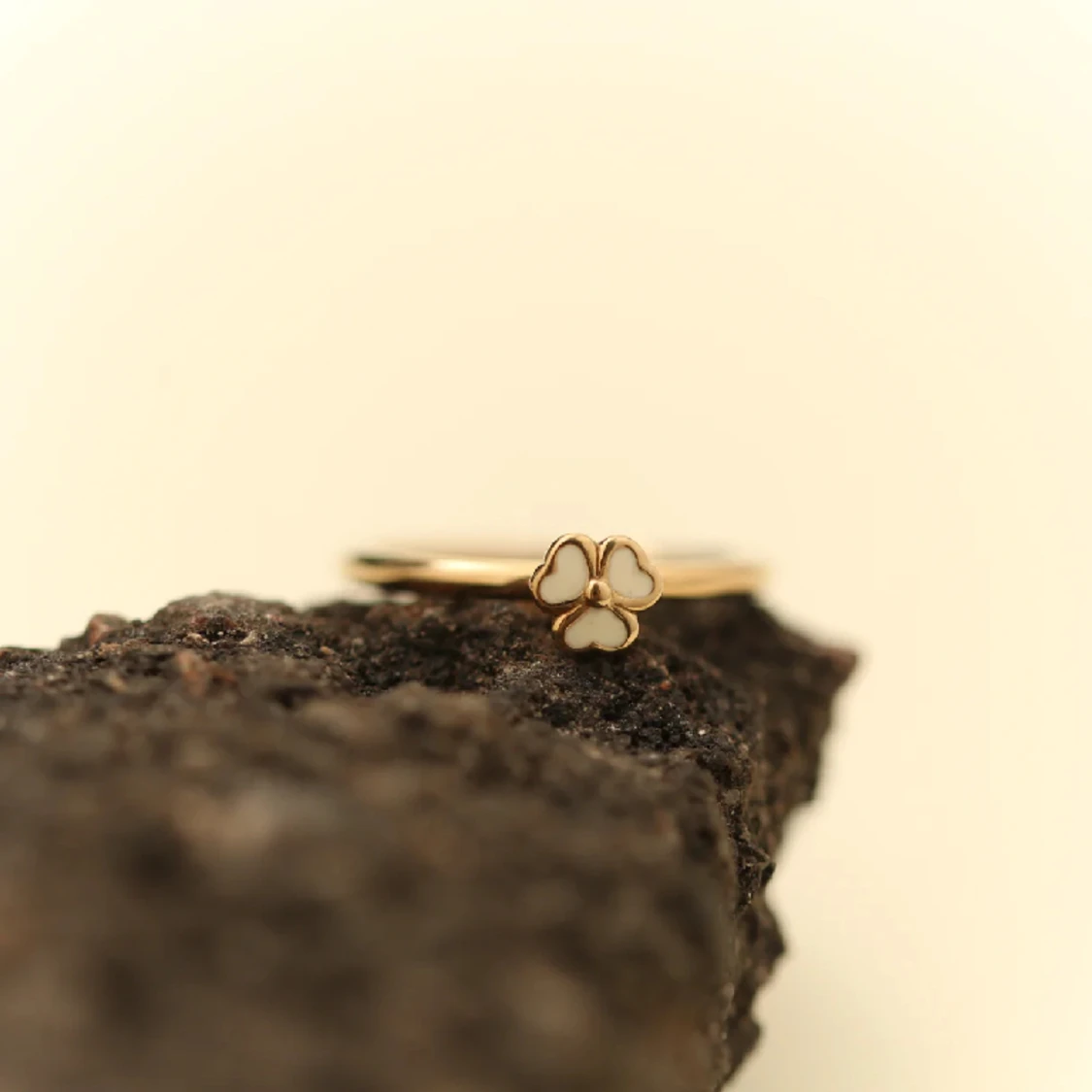 Ring i 8 karat strl. 54 - 55