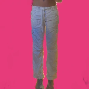 Lowwaist cargos - Så snygga cargo byxor, perfekta för sommaren och super snygga till allt möjligt!