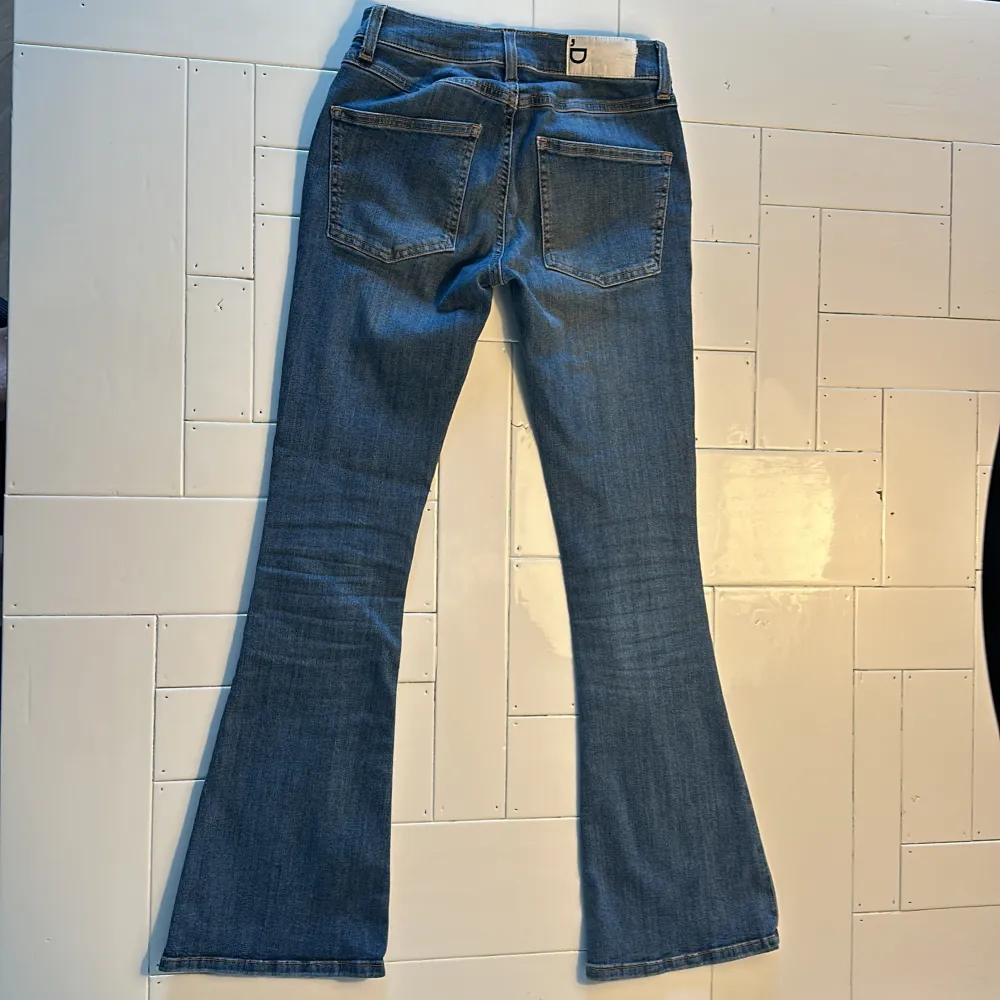 Designers Remix Girls Blossom jeans size 12 y/152 cm. Jeans & Byxor.