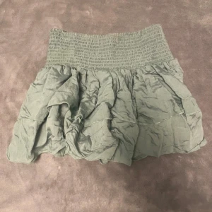 Söt kjol - Volangkjol