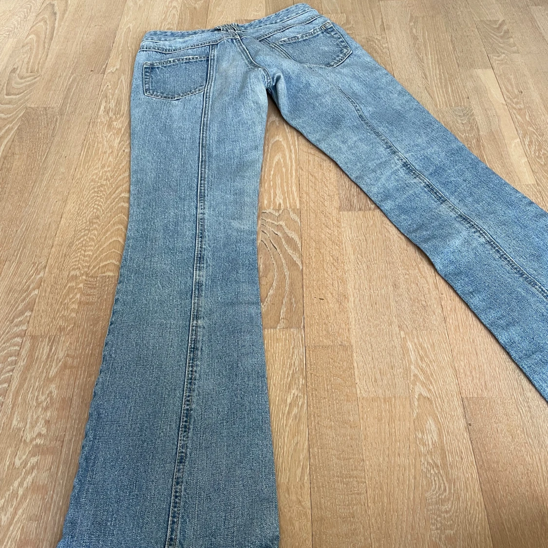 Low waist bootcut jeans  - 92