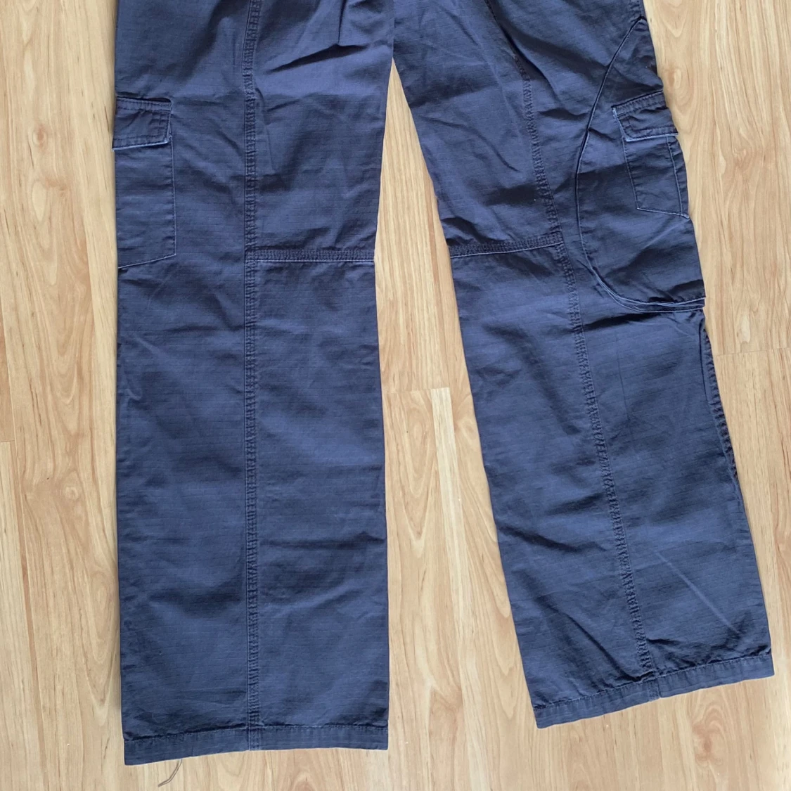 cargo byxor från Brandy Melville - 91