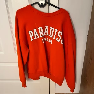 Tröja  - En fin röd/ orange tröja💕