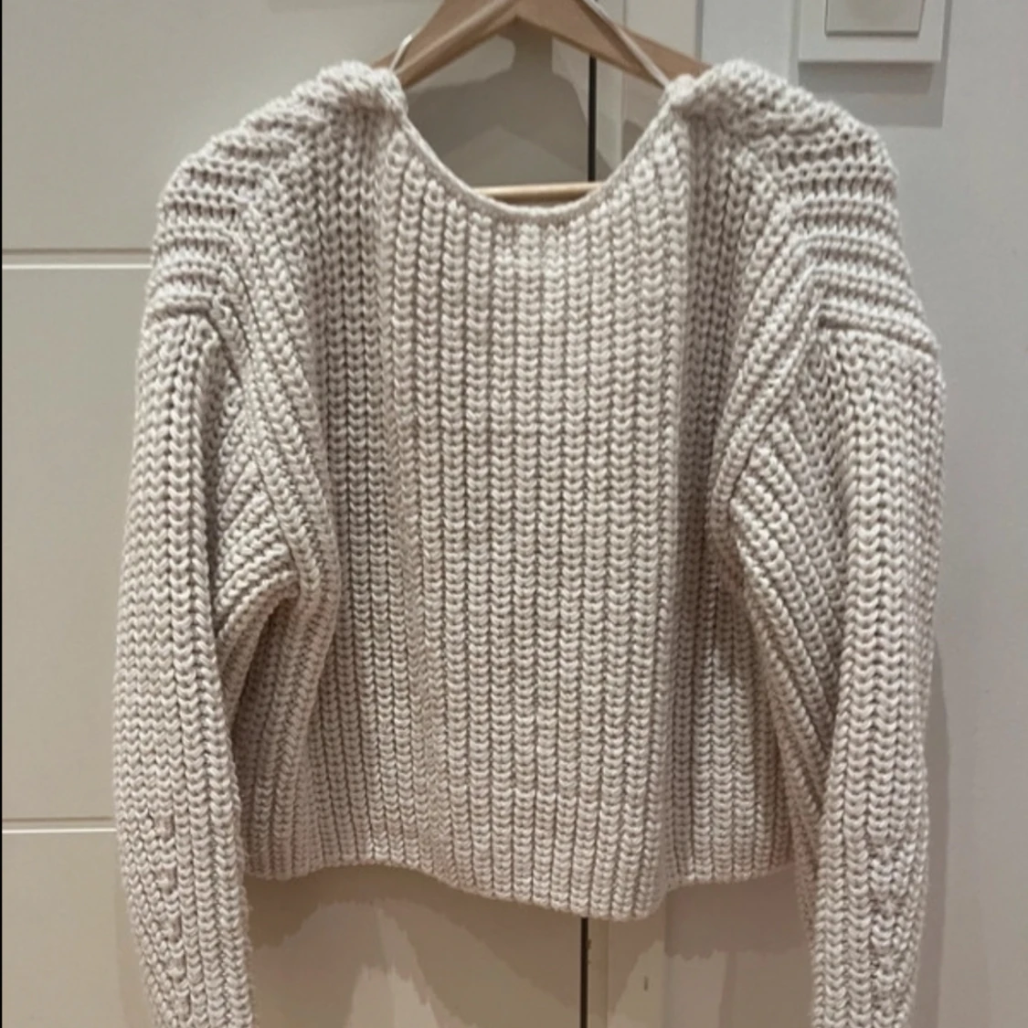 Vitt stickad tröja  - 90