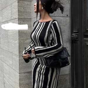 Maxiklänning  - Helt ny storlek S