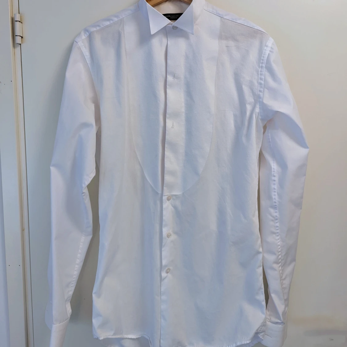 Frackskjorta storlek 39 - 90