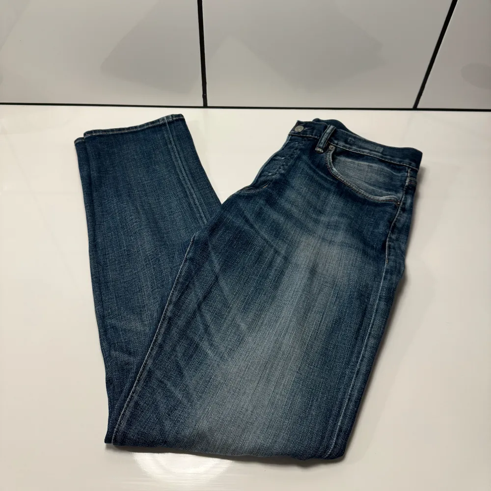 Ralph Lauren Jeans, riktigt snygg färg! Toppenskick, inga tecken på användning! Hör av er vid minsta fundering! 😀. Jeans & Byxor.