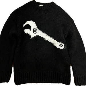 ZARA Oversize Grovstickad Tröja - Storlek M Oversize Jättebra skick Hör av dig för mer information eller frågor💥