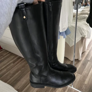Svarta boots - Snygga boots/stövlar🖤 (skicka privat för bilder på)