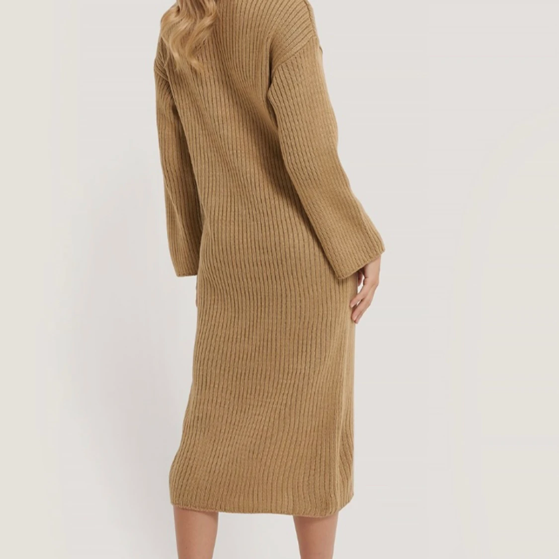 Na-kd stickad klänning  - 90