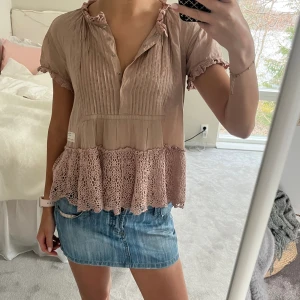 Söt blus - Finaste blusen💗 Använd gärna köp nu!