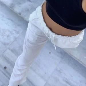 Linnebyxor  - Jättepopulära linnebyxor som jag köpte på Plick men passade inte mig så säljer vidare💞 storlek XS, kom privat för frågor💞