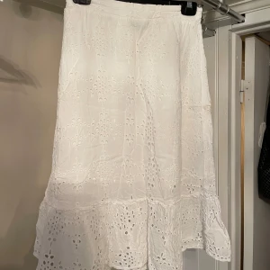 Sommarkjol  - Supergullig kjol från Kappahl storlek s