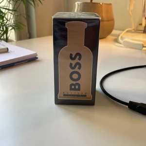 Hugo boss bottled elixir - Helt ny oöppnad boss parfym i en 50ml flaska. Köptes för 900 men säljes billigare ;)
