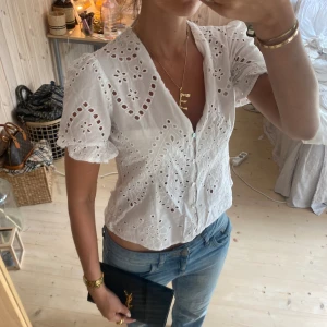 Topp - SUPER snygg blus❣️❣️