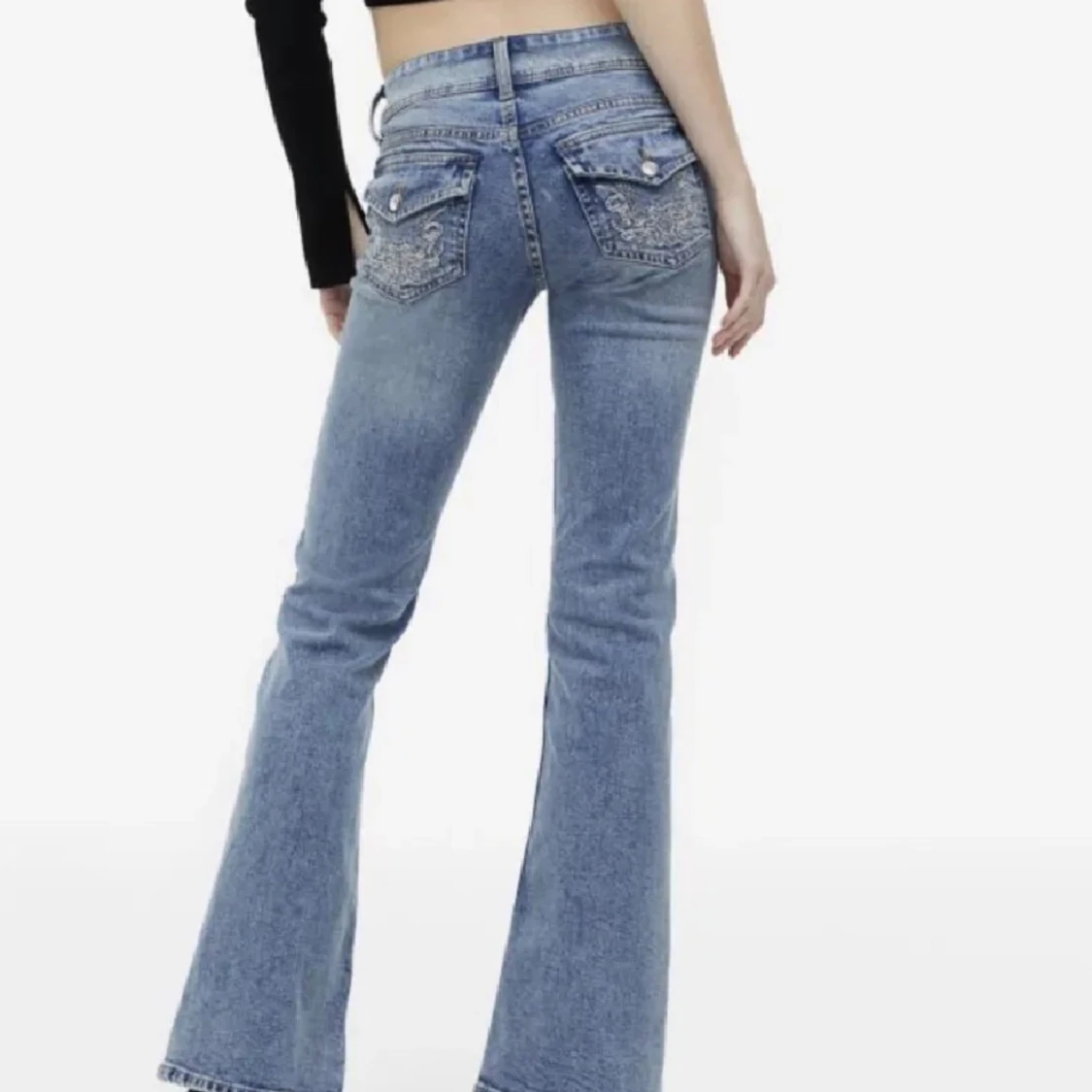 Low waist bootcut jeans