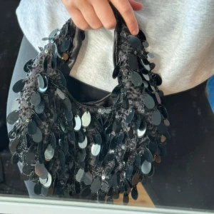 Paljettväska - Helt ny