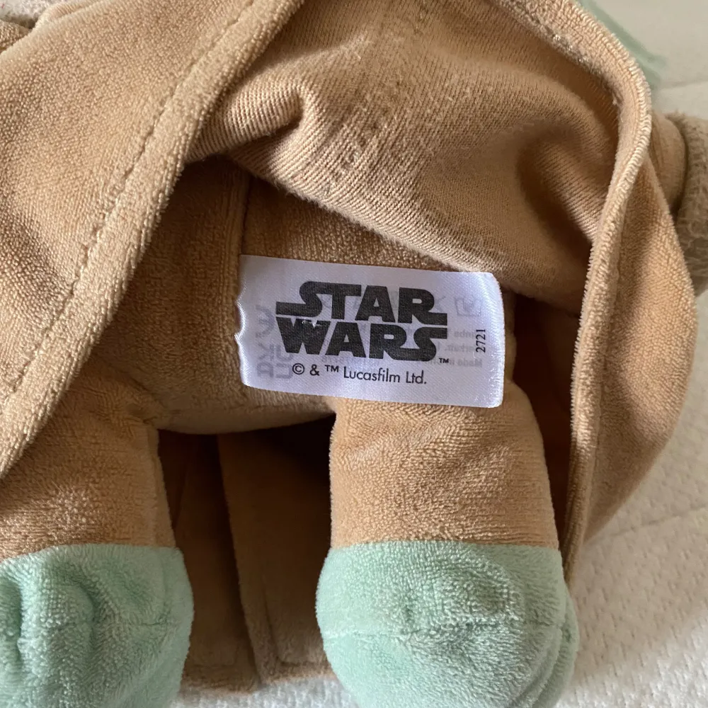 Baby yoda gosedjur, fint skick. Övrigt.