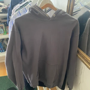 Polar skate Hoodie  - Riktigt nice men tyvärr så har den blivit för liten för mig 