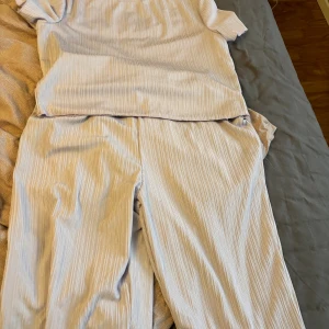 Pjamas  set  - Fint sick  