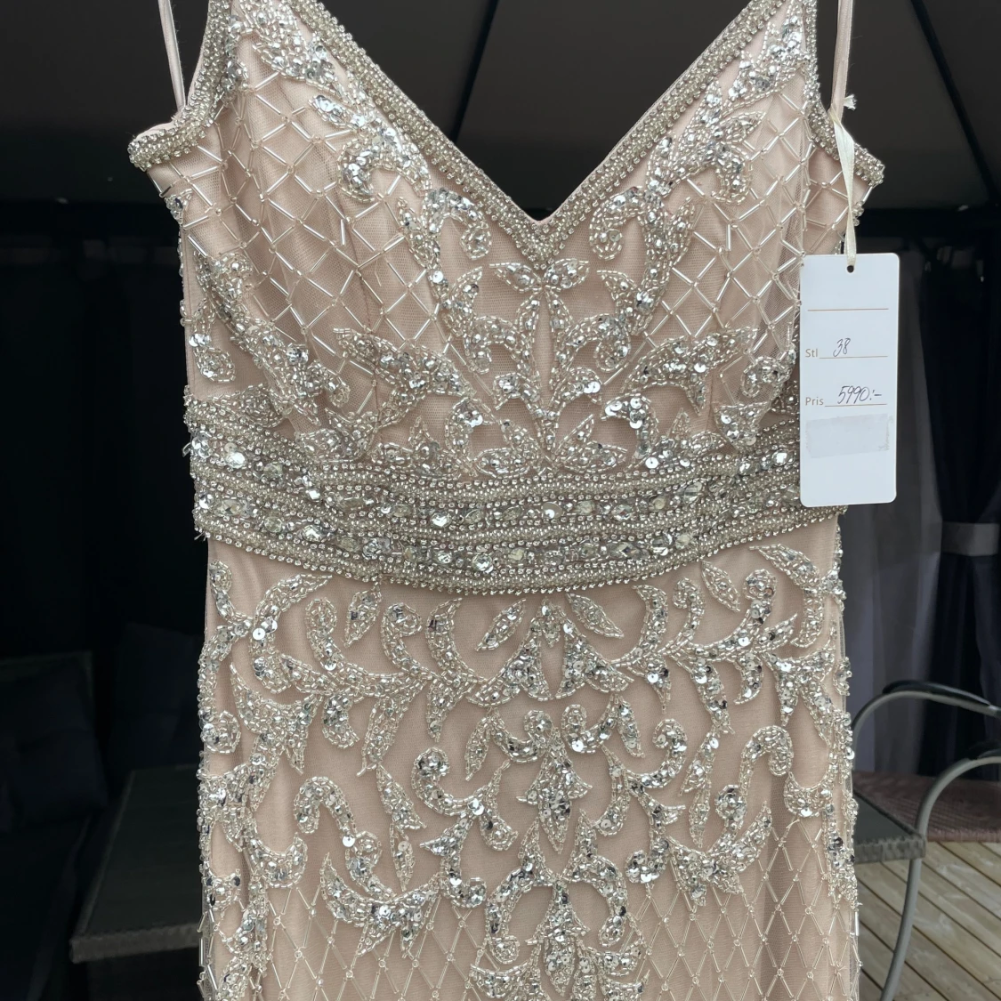 Superfin balklänning - 93