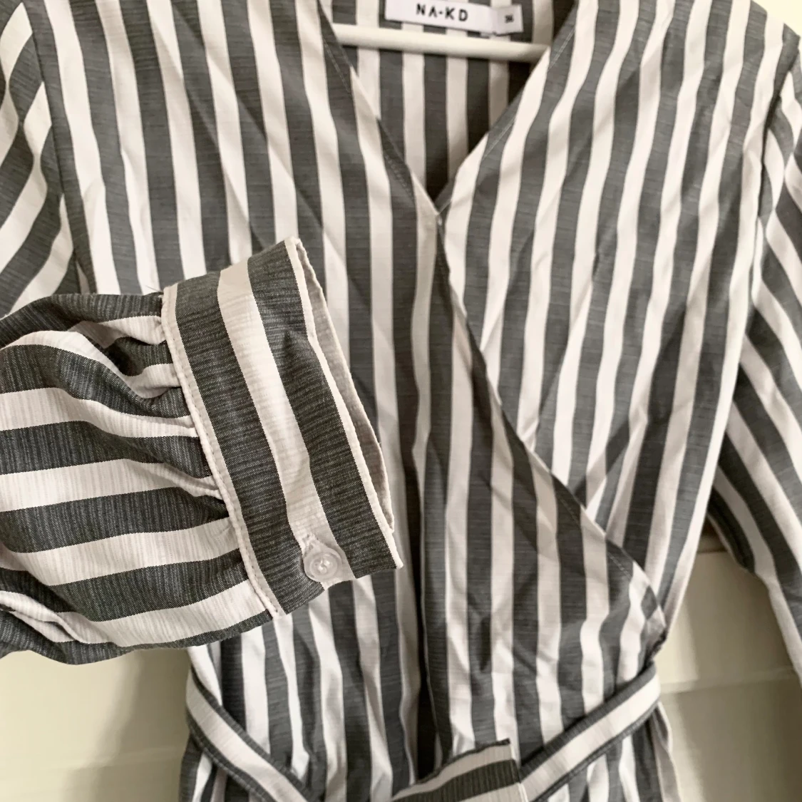 Randig ”skjortblus” - 90