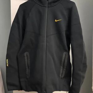 Nike Nocta Tech Fleece Black - Hoodie is brand new, never worn