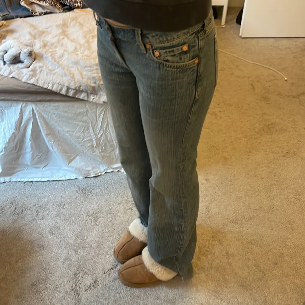 Jätte fina Lågmidjade jeans 🩵helt nya från weekday. Jeans & Byxor.