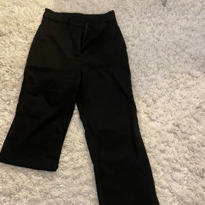Kostymbyxor - Aldrig använda, för små för mig tyvärr
