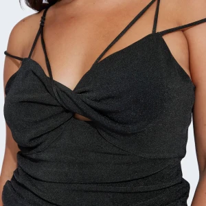 Festtopp - Använd vid 1 tillfälle så nyskick!