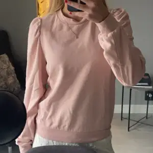 Rosa tröja med puffärm från H&M storlek Xs💗